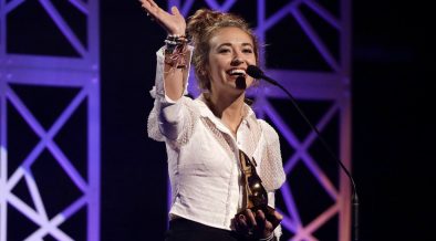 Lauren Daigle Dropped From ‘New Year’s Rockin’ Eve’ After Appearance at Sean Feucht Rally