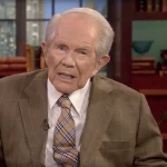 Pat Robertson Steps Down from ‘700 Club’