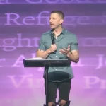 Megachurch Pastor Returns to Pulpit after Affair Allegations