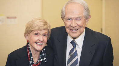 DeDe Robertson, Wife of CBN Founder Pat Robertson, Dies