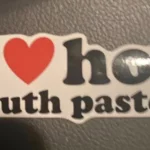Pastor on Leave after Reportedly Giving out ‘I (Heart) Hot Youth Pastors’ Stickers