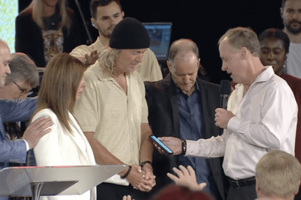 Phil and Lucinda Dooley Named Hillsong Church’s Global Senior Pastors