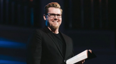 Pastor of First Baptist Church Fort Lauderdale Resigns After Congregation Size Dwindles