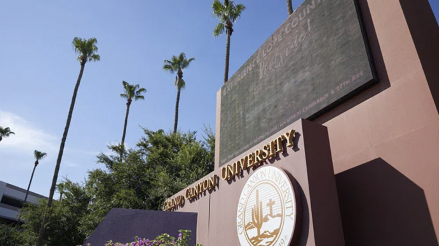 Enrollment Increases at Large and Small Christian Colleges - MinistryWatch