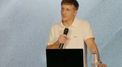 Fount Church Founder Josh Kelsey Leaves for Australia