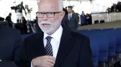 Televangelist Jim Bakker, once imprisoned for scandal, dies at 86